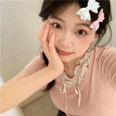 那女孩是谁